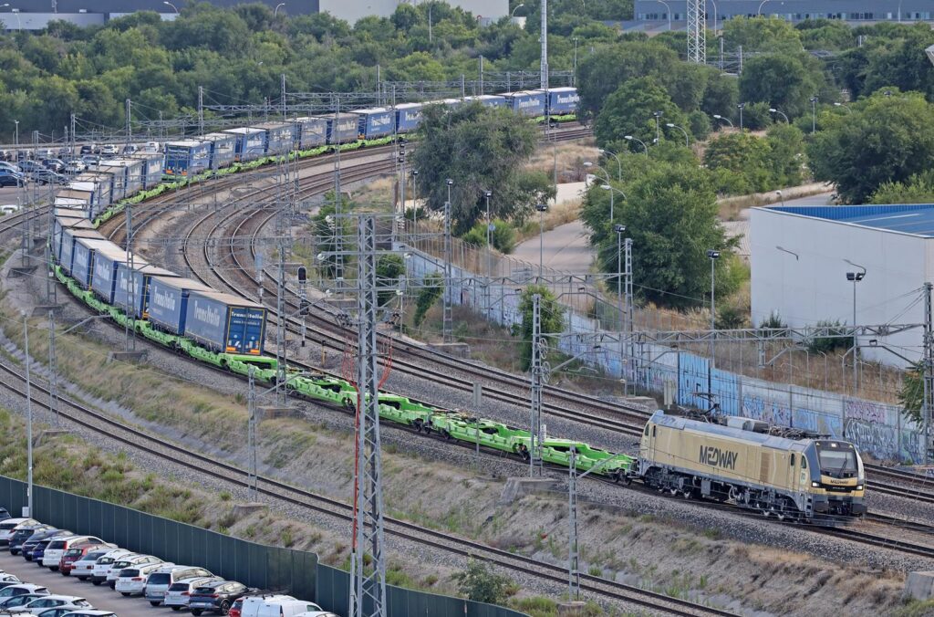 autopista ferroviaria trailer