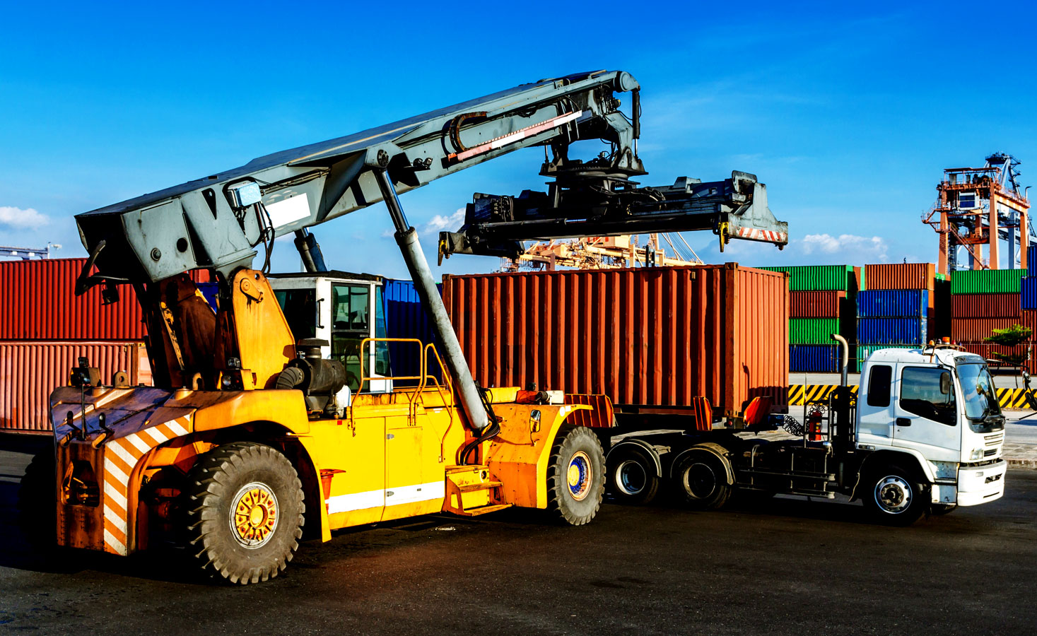 Terminal operations software with sequenced tasks per role
